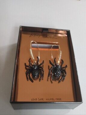 BNWT New Release Betsey Johnson Halloween Black Sparkle Spider Dangle Earrings